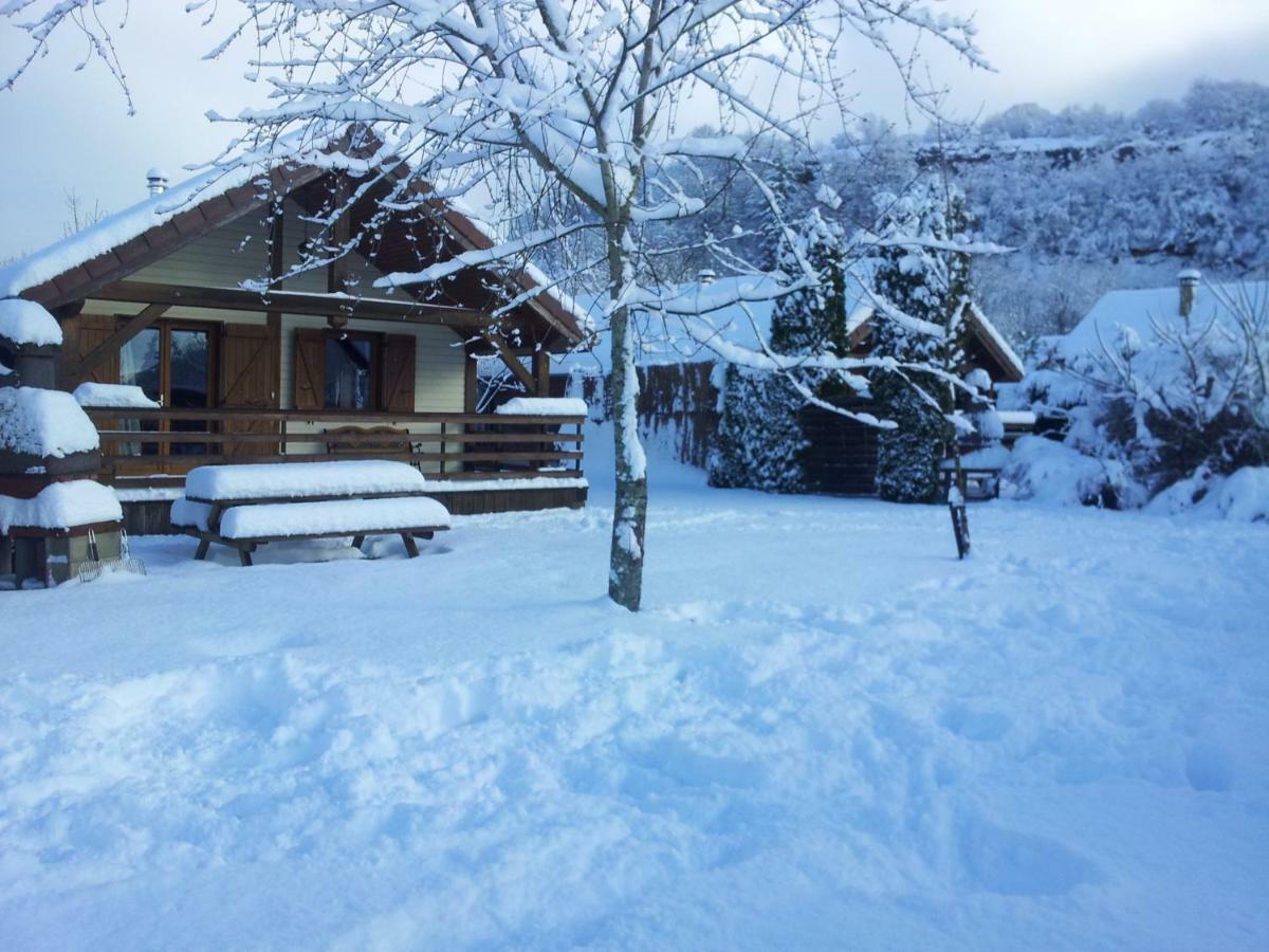 Chalets les Silènes Doucier Extérieur photo